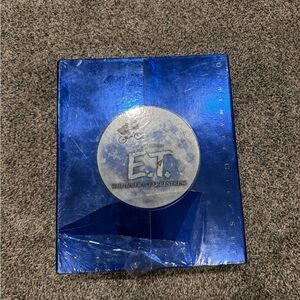 E.T. The Extra-Terrestrial Ultimate Gift Set sealed